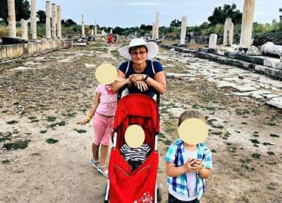 Туристку из Петербурга и ее трех маленьких детей унесло в море в Абхазии