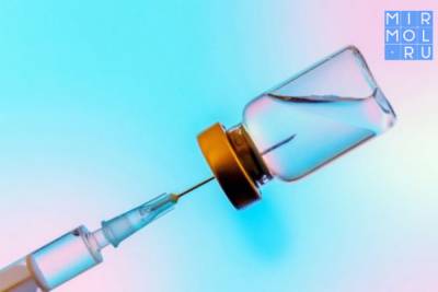 Несколько иностранных компаний подали заявки на регистрацию вакцин от COVID в России