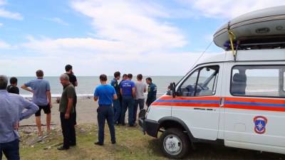 Появилось видео с поисками унесенной в море россиянки и ее детей в Абхазии