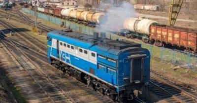 УЗ и полиция провели рейд по локомотивным депо: выявили воровство дизтоплива на 4 млн грн