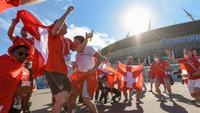 В Петербурге гости Евро-2020 посещали бары в два раза чаще стадиона
