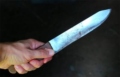 Неизвестный с ножом напал на прохожих в аэропорту Дюссельдорфа