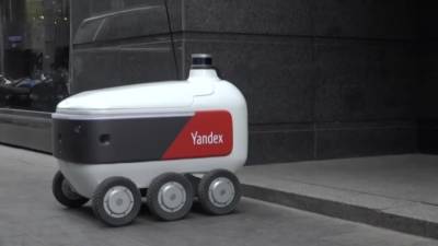 Роботы "Яндекса" начнут доставлять еду в студенческие кампусы