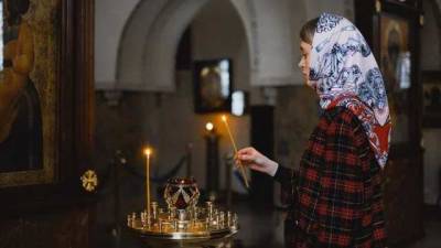 73% украинцев считают себя православными, 9% - греко-католиками, 7% - атеистами, - опрос КМИС