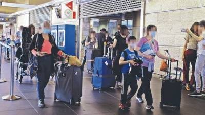 Минздрав требует: карантин для всех прибывающих в Израиль из-за границы