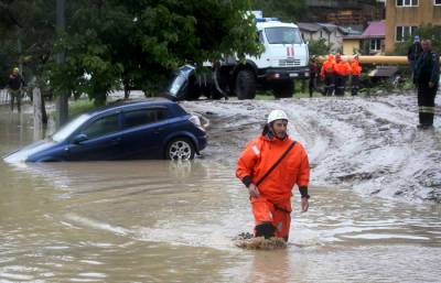Пострадавшие от потопа жители Сочи получат денежные компенсации
