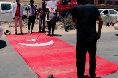 Анкара осудила «отвратительный акт» в отношении турецкого флага в Ливии