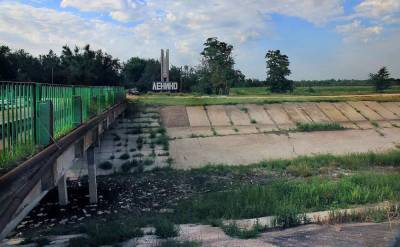 Водный шантаж Киева не удался из-за разрушения шлюзов Северо-Крымского канала