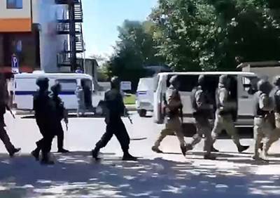 В тюменском отделении Сбербанка захватили заложников