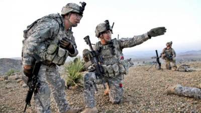 Политолог Сатановский назвал позорным бегство американских военных из Афганистана