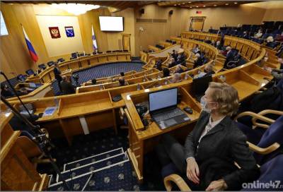 Парламент Ленобласти уходит на каникулы и выборы
