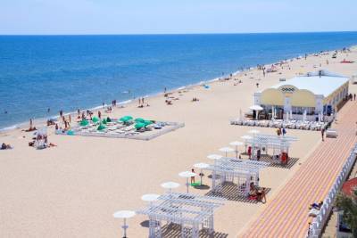 На курортах Украины устанавливается жаркая сухая погода