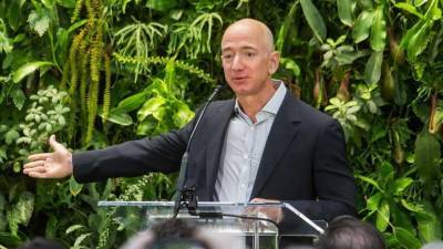 Основатель Amazon укрепился в статусе богатейшего человека планеты