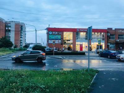 В Таганроге четырехлетняя девочка попала под колеса машины