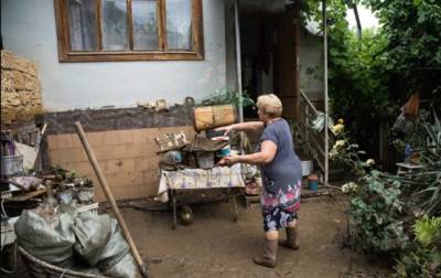 В Крыму пострадавших от потопа на месяц освободят от коммуналки