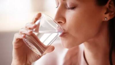 Вода натощак — как пить и какова польза для организма?