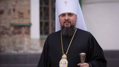 Рейтинг позитивного отношения украинцев к предстоятелям церквей возглавляет Митрополит Епифаний