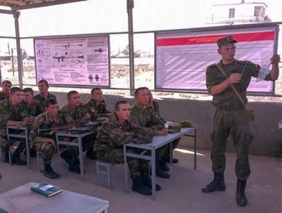 Российские инструкторы проводят интенсивное обучение военнослужащих Таджикистана