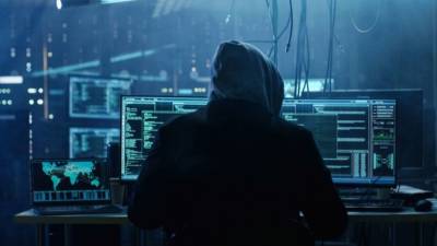 Хакеры научились красть данные россиян через письма от «госорганов»