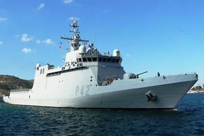 Военный корабль Испании вошел в Черное море