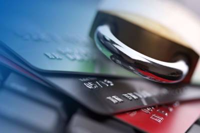 Минюст: Средства с банковских счетов должников не будут списывать автоматически