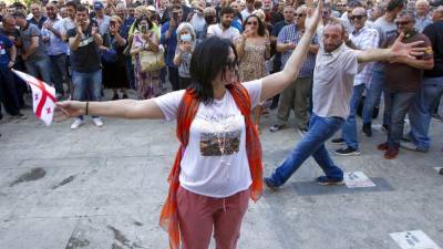 Беспорядки в Тбилиси: город расколот из-за гей-парада