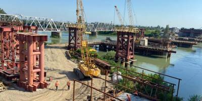 Возведение нового Яблоновского моста в Краснодаре ускорили в 2,5 раза