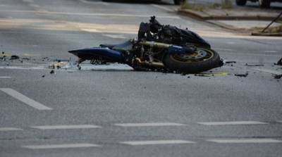 Мотоциклист умер в реанимации после неудачного обгона под Выборгом