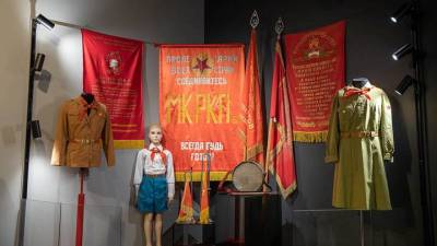 Выставка «Вехи истории детского движения» открылась в Музее Победы