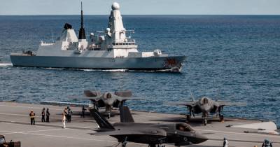 "Для ответа на угрозы": ВМС Британии установит на 50% больше ракет на все эсминцы (фото)