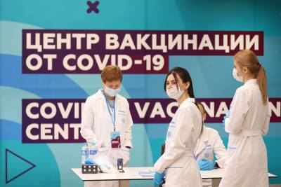 Собянин открыл в Лужниках один из крупнейших в мире центров вакцинации