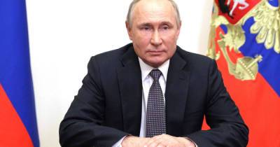 Путин рекомендовал губернаторам проводить прямое общение с жителями