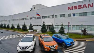 Завод Nissan в Петербурге переходит на работу в режиме пять дней по 10 часов