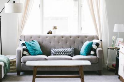 Перетяжка мебели – хорошая альтернатива дорогостоящей покупки