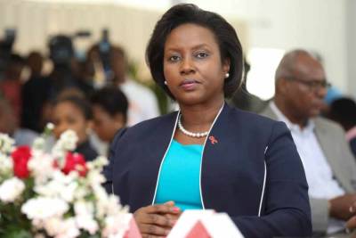 Раненная супруга гаитянского президента скончалась