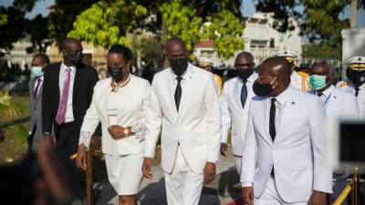 Вслед за президентом Гаити умерла его жена