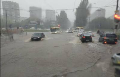 Мариуполь пострадал от сильных дождей