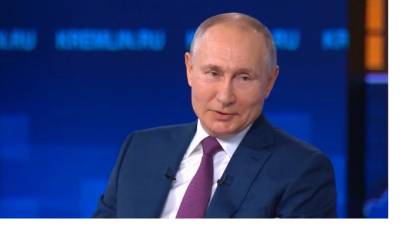 Путин поручил губернаторам проводить раз в год свои "прямые линии"