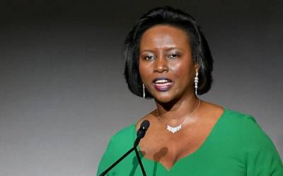 Посольство Гаити опровергло сообщения о смерти жены президента
