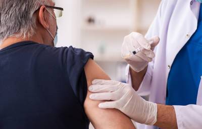 Депутаты выяснили, почему в Карелии возник дефицит вакцины, и стоит ли гражданам опасаться прививок от коронавируса