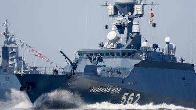 Мощь российского флота: как корабли готовятся к параду ВМФ в Петербурге