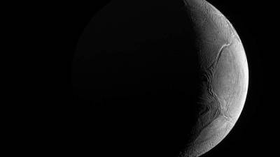 Найденный на спутнике Сатурна метан может быть признаком жизни