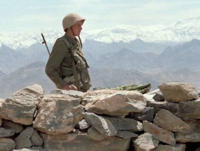 Россияне грозят войной Таджикистана с Афганистаном