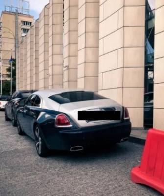 В Киеве заметили роскошный Rolls-Royce