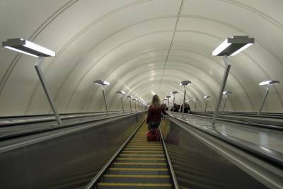 На станции петербургского метро произошло задымление