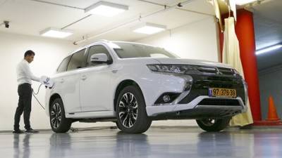 Mitsubishi в Израиле проводит массовый отзыв машин: тормозят из-за тени