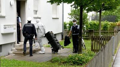 Баден-Вюртемберг: в квартире мертвыми найдены женщина с ребенком