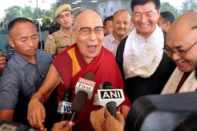 Далай-лама пообещал прожить до 110 лет