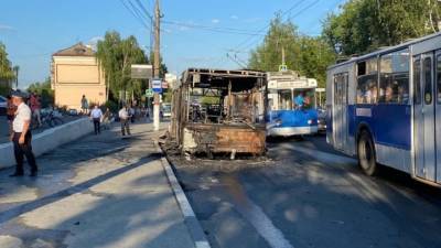 В Чебоксарах проводится проверка по факту возгорания автобуса с 30 пассажирами