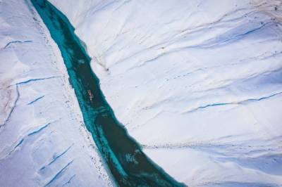 В Антарктиде внезапно исчезло огромное озеро и мира
